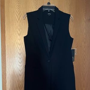 Sleeveless Knit Jacket Size Small